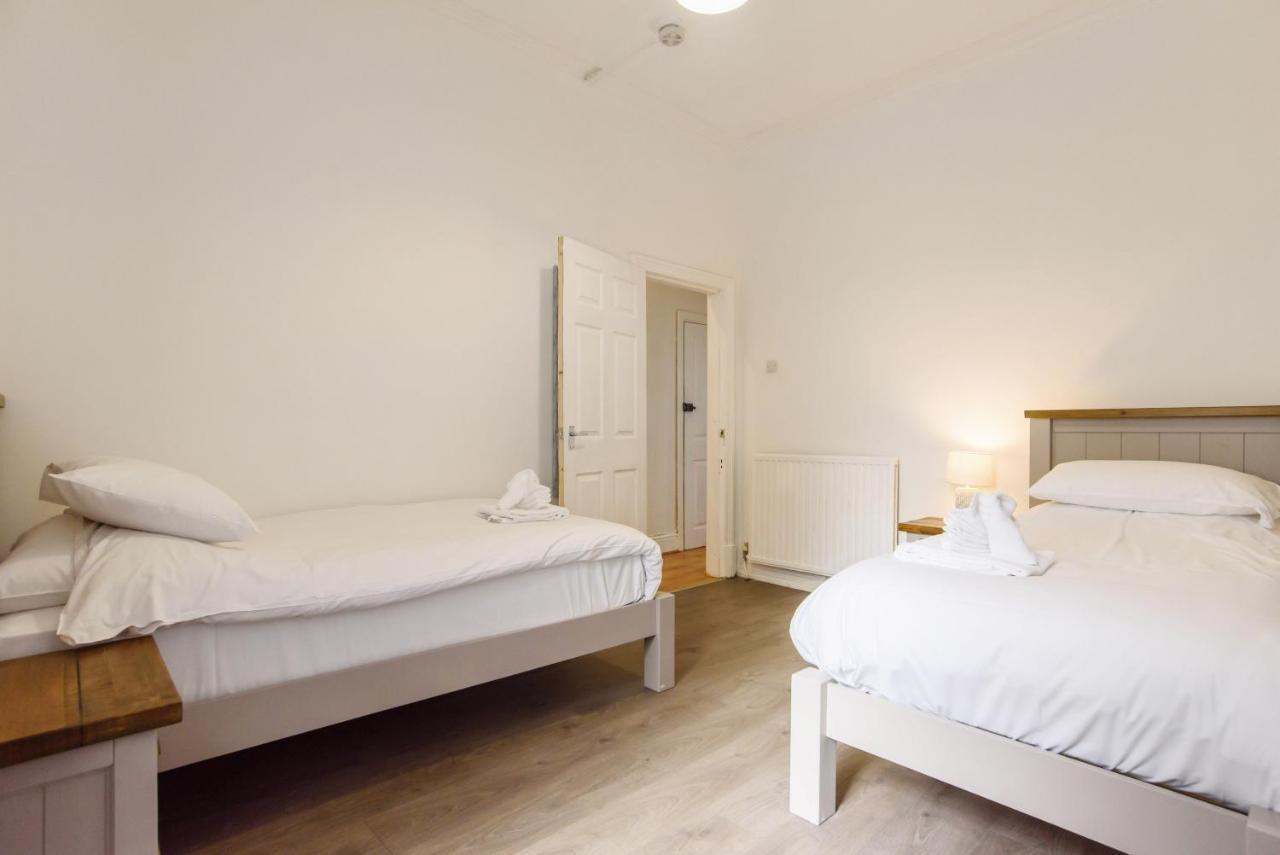 Handpost Lodge Νιούπορτ Εξωτερικό φωτογραφία